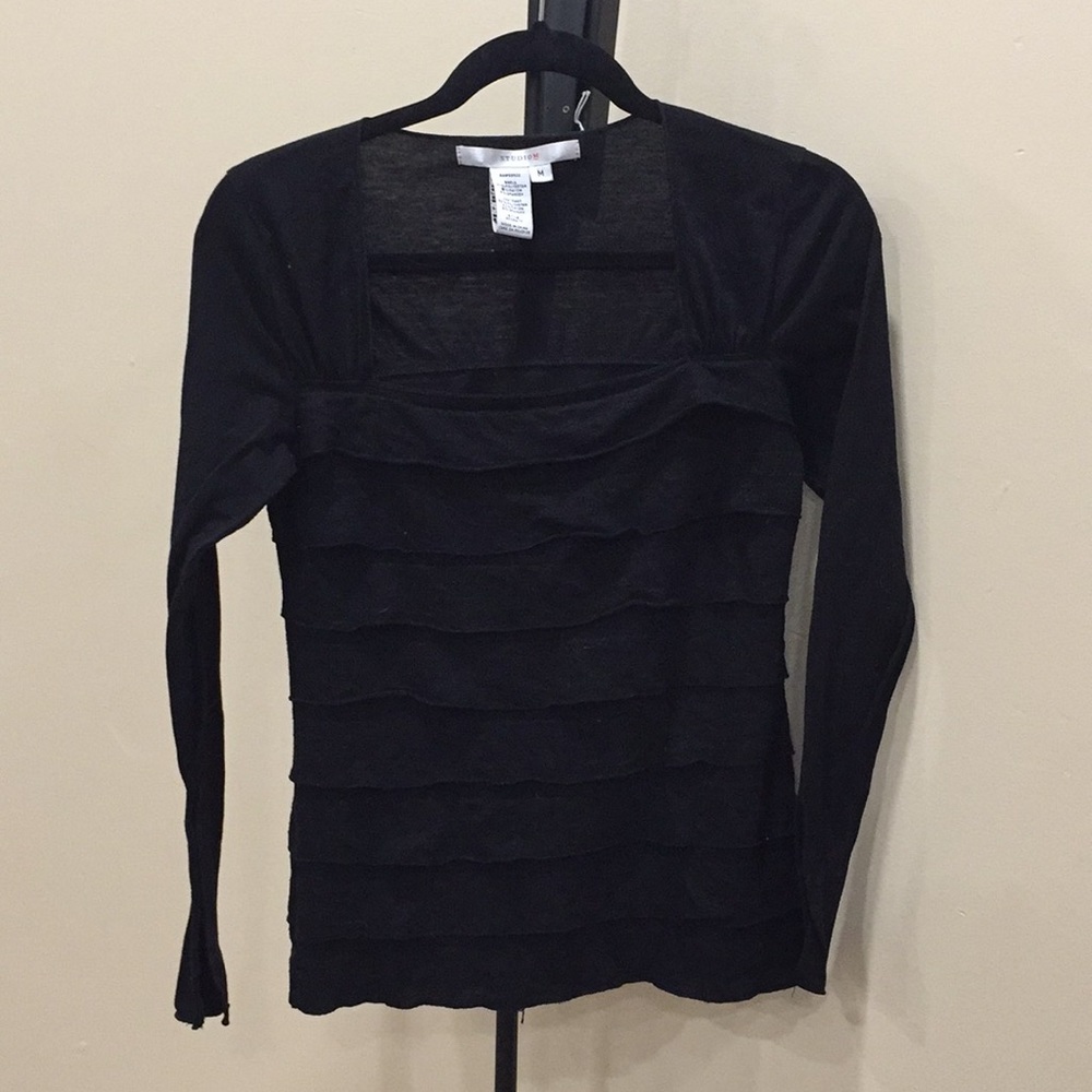 Women’s black ruffle long sleeve